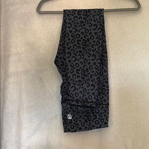 Til You Collapse Cheetah/Leopard Print Leggings. Gray with black spots